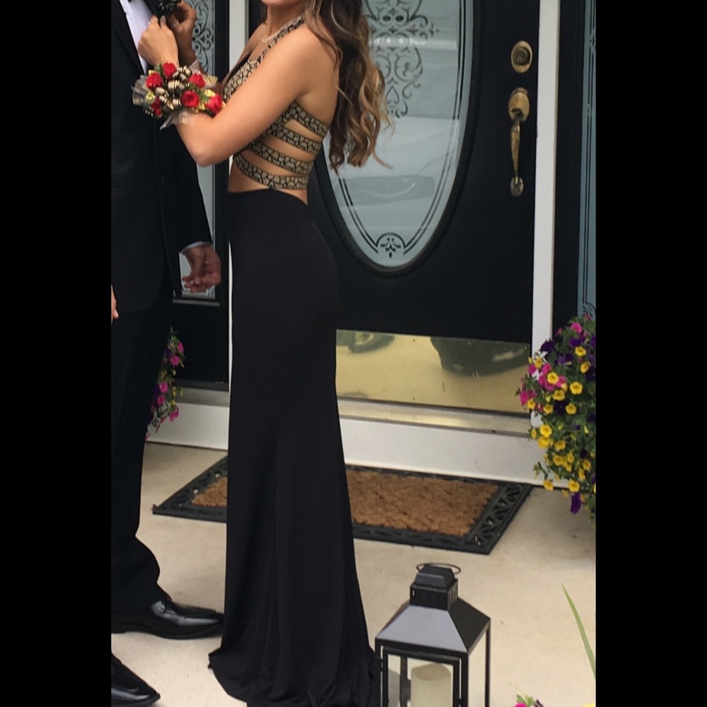 Formal prom dresses